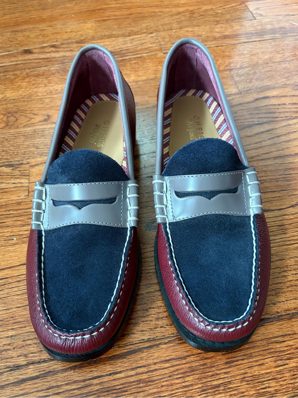 G.H Bass Weejuns Larson TriColor Penny Loafers Burgundy Navy Suede Men’s 10.5 D